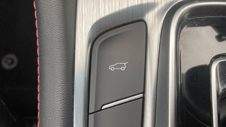 MG HS 1.5 T-GDI PHEV Trophy 5dr Auto Hatchback